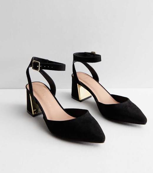 Newlook Black Mid Heel Court Shoe