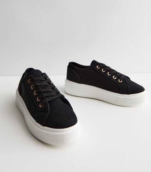 Newlook Black Laceup Sneakers